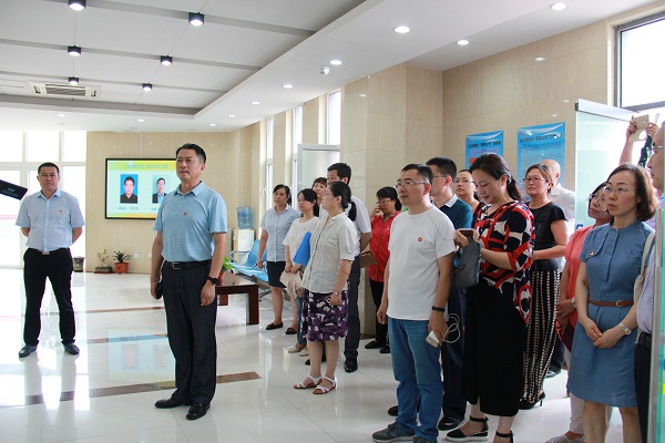 IMG_1174s.jpg IMG_1174s.jpg